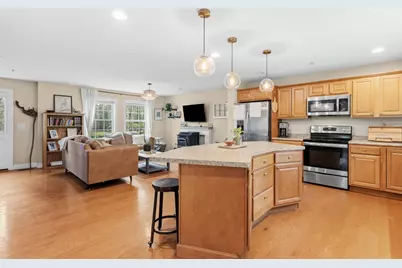 28 Dougherty Lane, New Boston, NH 03070 - Photo 9