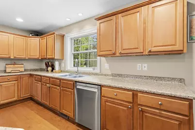 28 Dougherty Lane, New Boston, NH 03070 - Photo 11