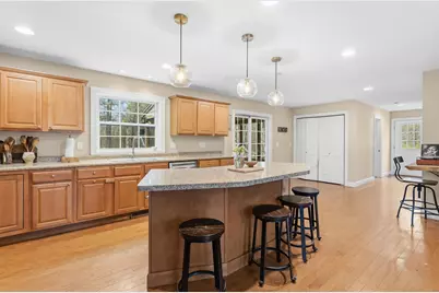 28 Dougherty Lane, New Boston, NH 03070 - Photo 7