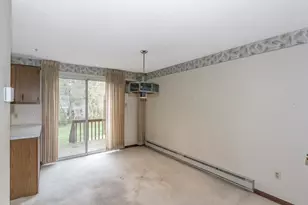 24 Fieldstone Dr, Londonderry, NH 03053 - Photo 9