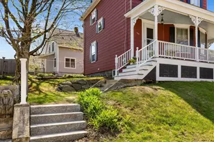 139 Thornton St, Portsmouth, NH 03801 - Photo 5