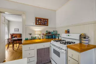 139 Thornton St, Portsmouth, NH 03801 - Photo 17