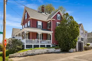 139 Thornton St, Portsmouth, NH 03801 - Photo 3