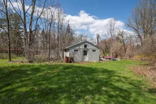91 Hampstead Rd, Derry, NH 03038 - Photo 5