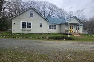 27 Bear Pond Rd, Canaan, NH 03741 - Photo 5