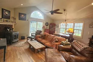 27 Bear Pond Rd, Canaan, NH 03741 - Photo 9