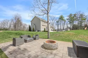 79 Copperline Dr, Epsom, NH 03234 - Photo 9