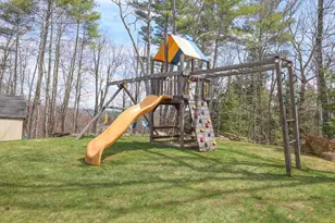 79 Copperline Dr, Epsom, NH 03234 - Photo 13