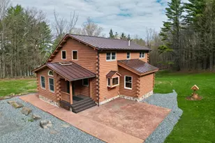 1209 Wildlife Rd, Hartford, VT 05001 - Photo 3