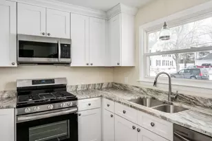 188 Portsmouth Ave, Manchester, NH 03109 - Photo 9