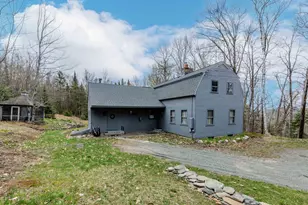 102 Skyline Dr, Franconia, NH 03580 - Photo 5