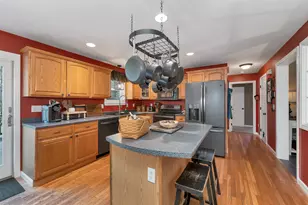 36 Bennington Dr, Belmont, NH 03220 - Photo 7
