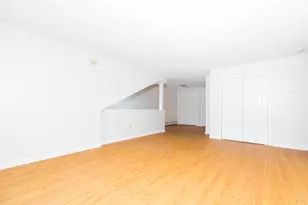 703 Springbrook Cir, Portsmouth, NH 03801 - Photo 13