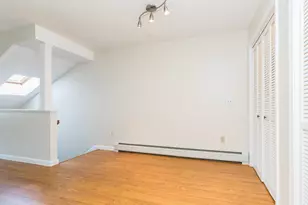 703 Springbrook Cir, Portsmouth, NH 03801 - Photo 9