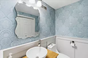 5 Tsienneto Rd, Derry, NH 03038 - Photo 5