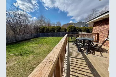 471 Madison Avenue, Berlin, NH 03570 - Photo 25