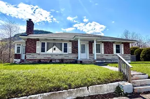 471 Madison Ave, Berlin, NH 03570 - Photo 1