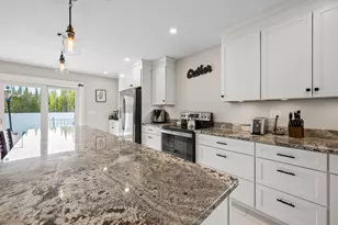 101 Hill Rd, Dummer, NH 03588 - Photo 5