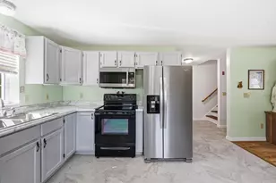 1 Bayou Dr, Raymond, NH 03077 - Photo 15