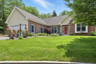 55 River Birch Cir, Manchester, NH 03102 - Photo 1