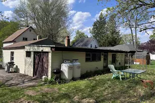 16 Norton St, Derry, NH 03038 - Photo 13