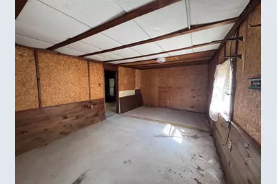 16 Norton Street, Derry, NH 03038 - Photo 29