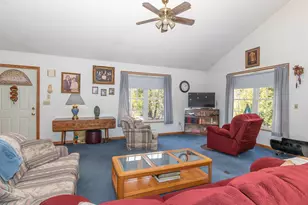 100 Tully Brook Rd, Richmond, NH 03470 - Photo 15
