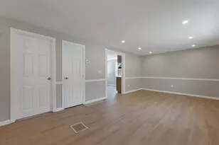 26 Packard Dr, Merrimack, NH 03054 - Photo 9