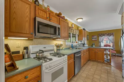 1955 Presidential Highway, Jefferson, NH 03583 - Photo 9