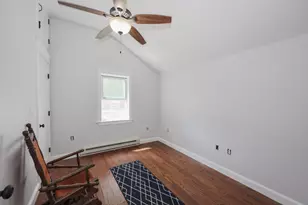 222 Hampstead Rd, Derry, NH 03038 - Photo 19