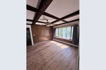 16 Norton Street, Derry, NH 03038 - Photo 5