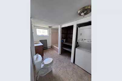 16 Norton Street, Derry, NH 03038 - Photo 9