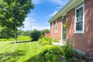 994 Pearl Lake Rd, Sugar Hill, NH 03586 - Photo 37