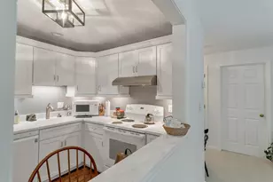 332 Parkside Rd, New London, NH 03257 - Photo 5