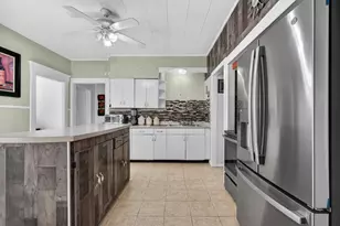 17 Academy St, Rochester, NH 03867 - Photo 11