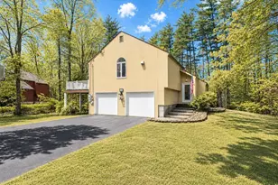 35 Radcliffe Dr, Milford, NH 03055 - Photo 1