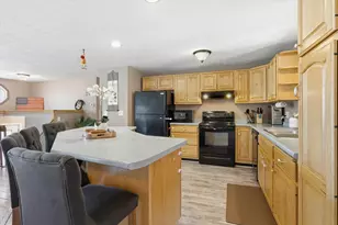615 Bean Hill Rd, Northfield, NH 03276 - Photo 9