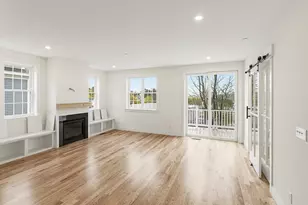 19 Eden Ln, Portsmouth, NH 03801 - Photo 9
