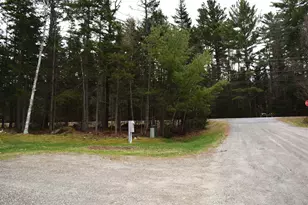 24 O&apos kane Ave, Bethlehem, NH 03574 - Photo 3