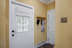 44 Acorn St, Hartford, VT 05001 - Photo 5
