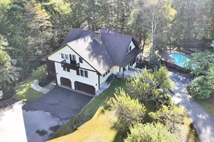107 Fresh Pond Ln, Brookline, NH 03033 - Photo 1