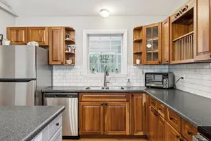 6 Forsyth Pl, Claremont, NH 03743 - Photo 9