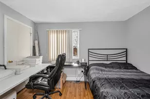 555 Calef Rd, Manchester, NH 03103 - Photo 13
