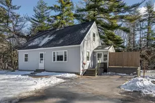 736 Columbus Ave, Rochester, NH 03867 - Photo 1