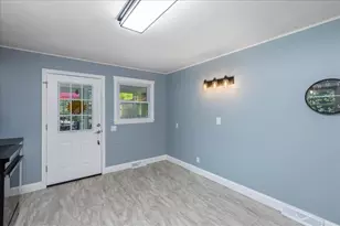 736 Columbus Ave, Rochester, NH 03867 - Photo 27