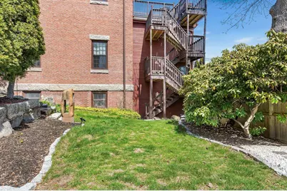 348 Maplewood Avenue #1, Portsmouth, NH 03801 - Photo 23