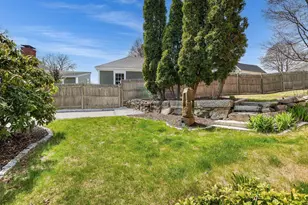 348 Maplewood Ave, Portsmouth, NH 03801 - Photo 21