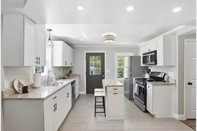 80 Manchester Street, Nashua, NH 03064 - Photo 5