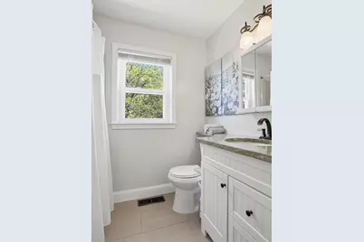 80 Manchester Street, Nashua, NH 03064 - Photo 9
