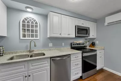 266 Endicott N Street #18, Laconia, NH 03246 - Photo 9